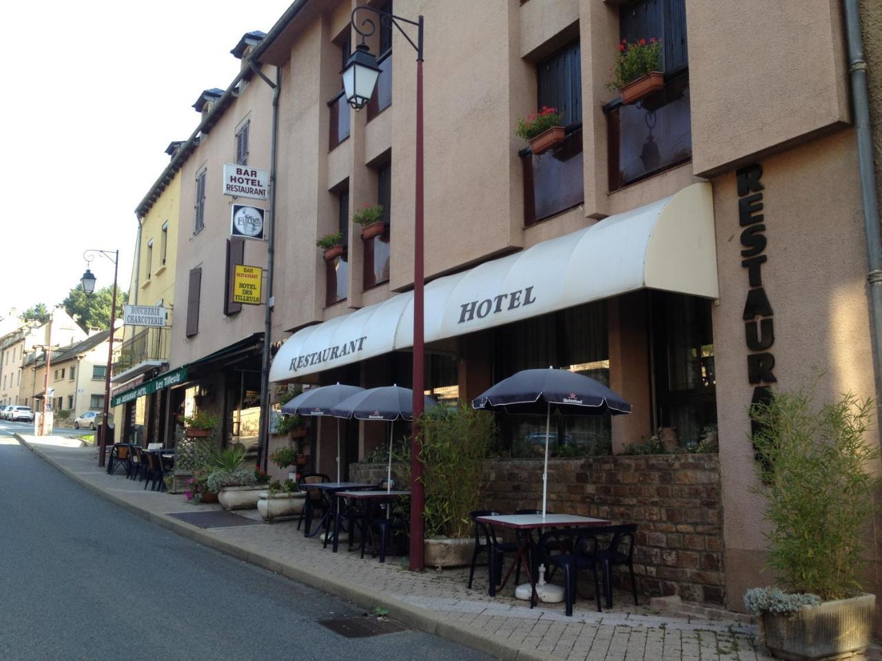 Hotel Restaurant L'Agapanthe Pont-de-Salars Exteriör bild